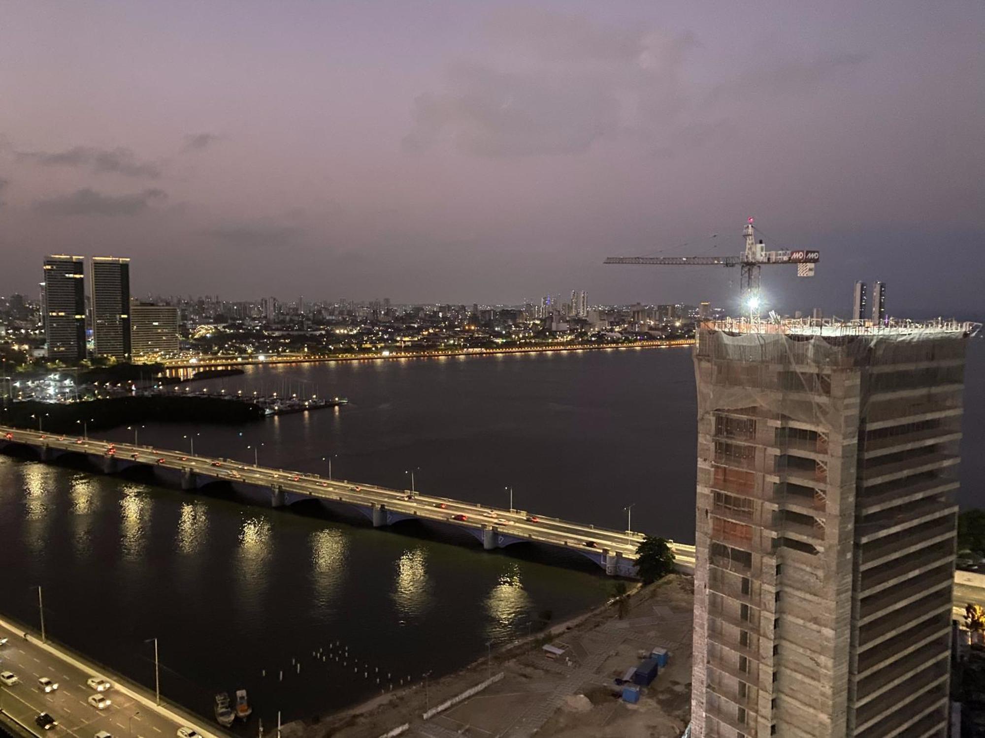 Flat Class Excelsior - Em Frente Ao Shopping Riomar Apartment *